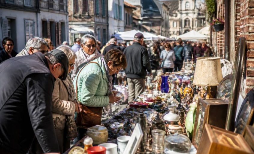 Braderie normande à Brionne : dates, bons plans et conseils pour en profiter