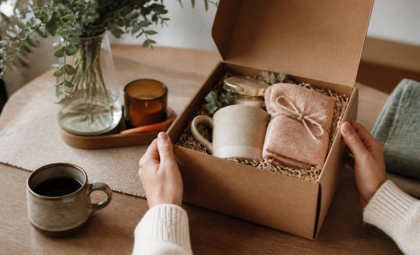 Coffret cadeau entreprise : comment choisir le bon présent pour vos collaborateurs