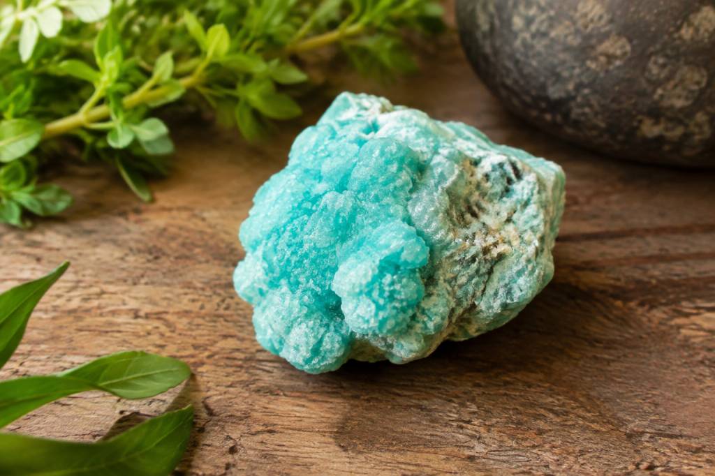 Aurichalcite : propriétés, origine et utilisations de ce minéral rare