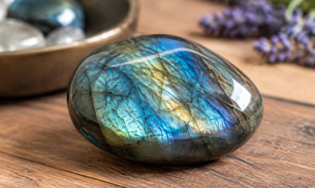 Labradorite : quels sont ses effets négatifs ?