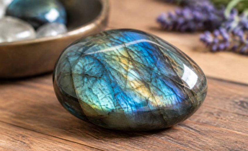 Labradorite : quels sont ses effets négatifs ?